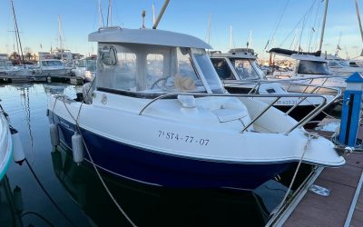 QUICKSILVER 500 PILOTHOUSE